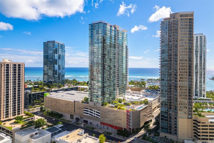 Property Photo:  1001 Queen Street Ph 4006  HI 96814 