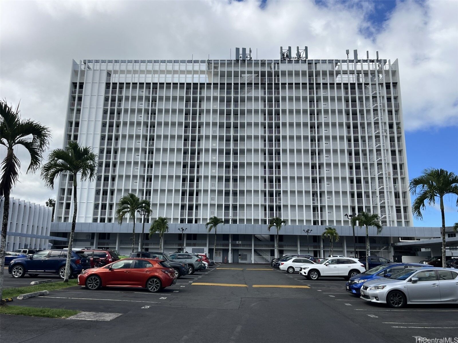 Property Photo:  46-283 Kahuhipa Street C508  HI 96744 