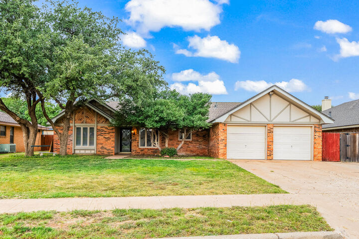 Property Photo: 9804 Knoxville Avenue TX 79423