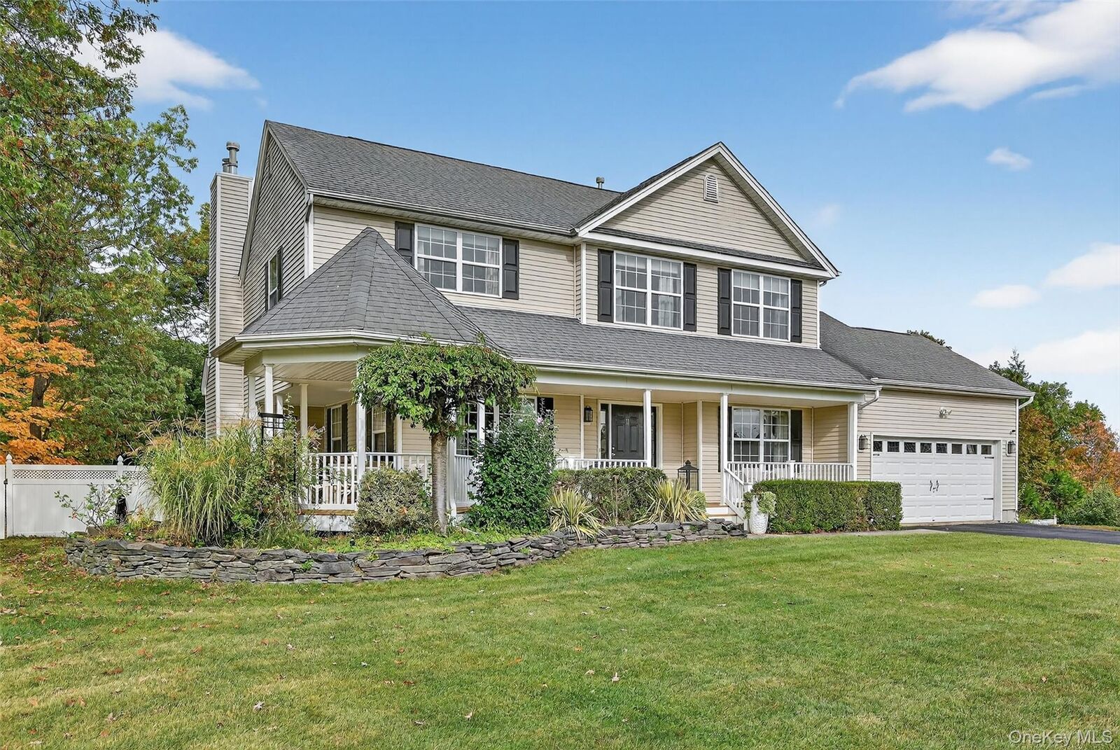 Property Photo:  11 Pacer Court  NY 10924 