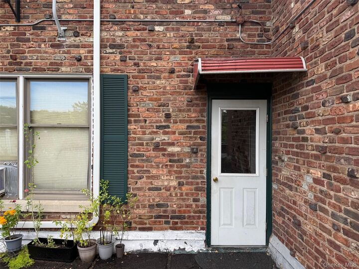 Property Photo:  49 Congers Road 3  NY 10956 