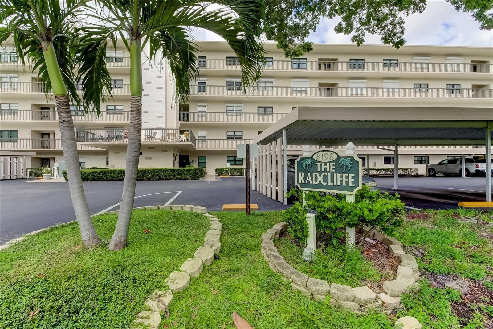 Property Photo:  8198 Terrace Garden Drive N 109  FL 33709 