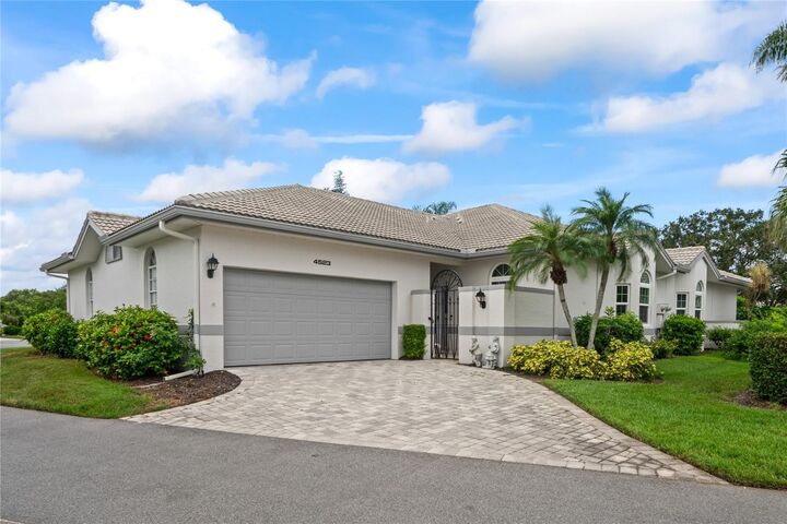 Property Photo: 4523 Long Common Lane 34 FL 34235