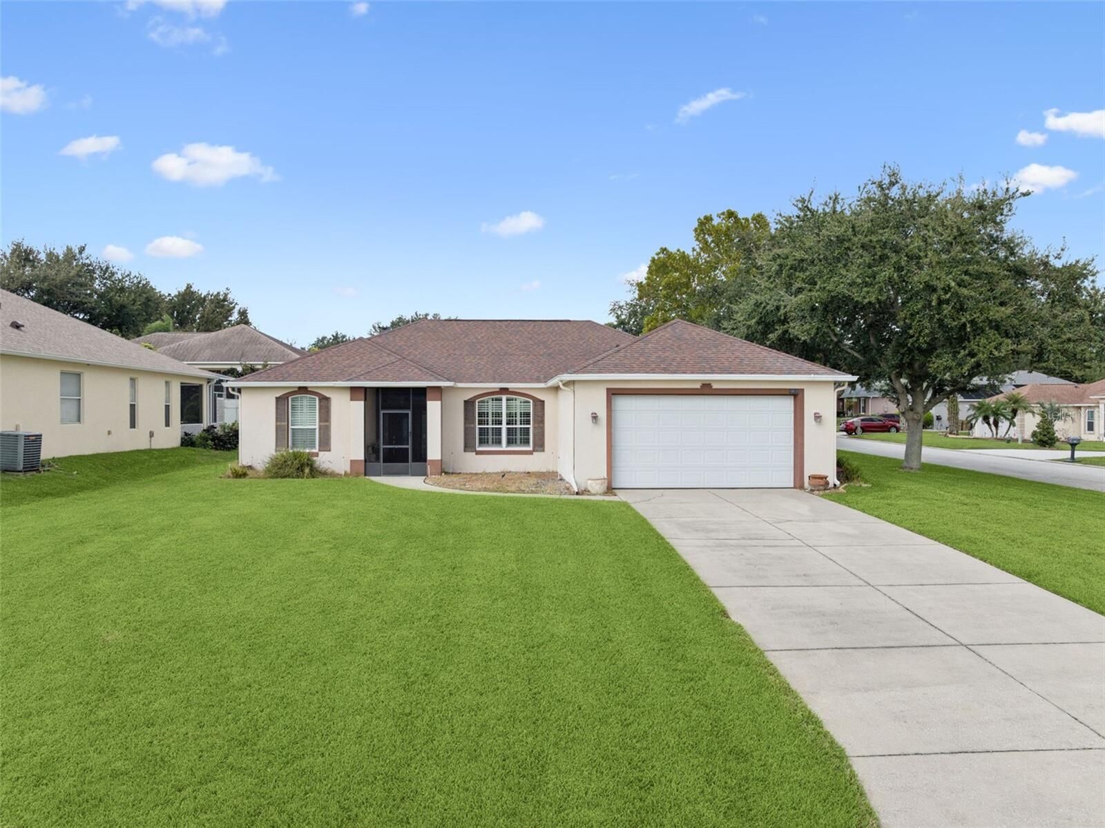 Property Photo:  10630 Summit Lakes Lane  FL 34711 