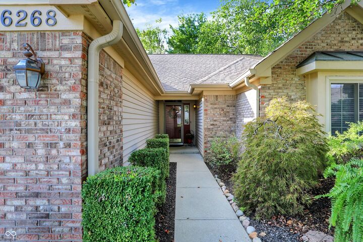 Property Photo:  6268 Hanover Court  IN 46038 