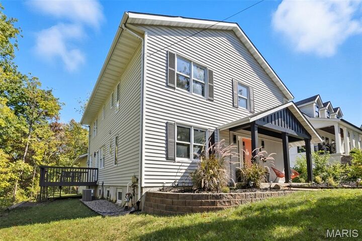 Property Photo: 406 Meyer Avenue MO 63122