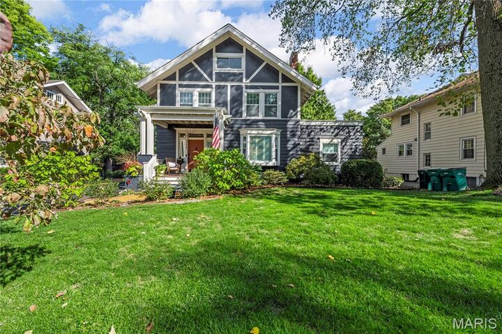 368 S Gore Avenue  Webster Groves MO 63119 photo