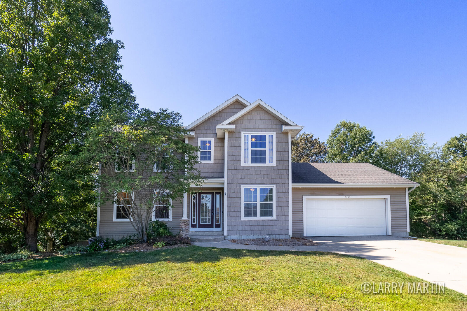 Property Photo: 7165 Keystone Court MI 49428