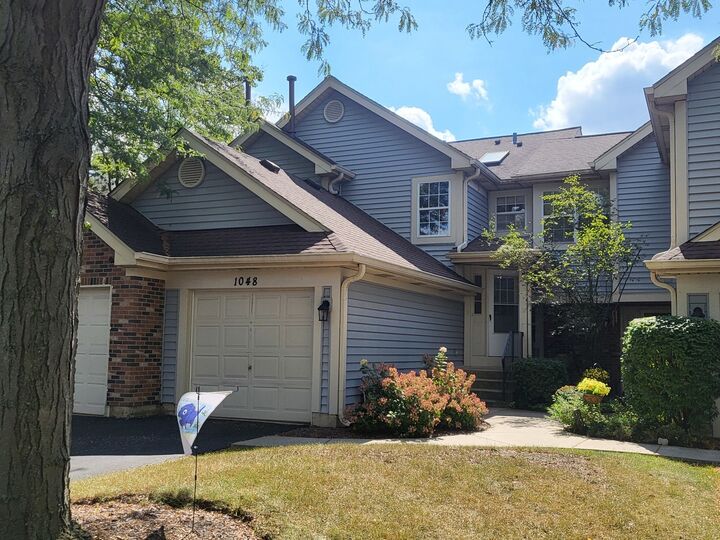 Property Photo:  1048 Rockport Drive 1048  IL 60188 