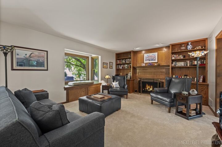 Property Photo:  2490 Lakeside Drive  IL 60504 