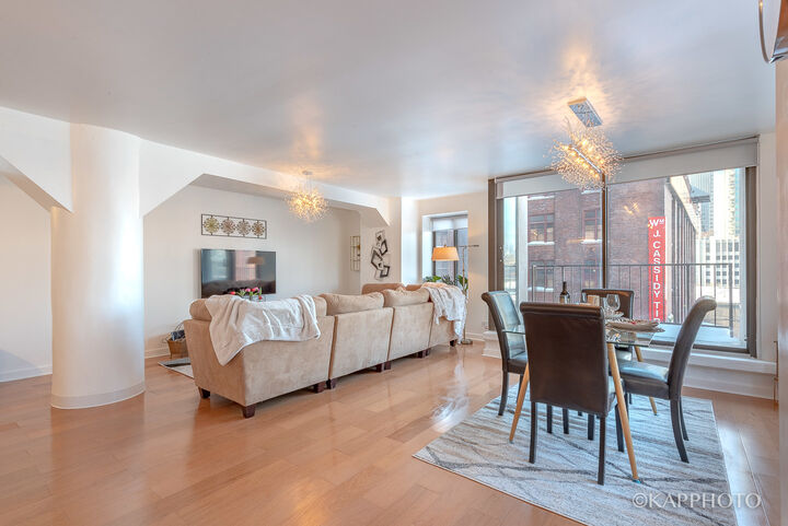 Property Photo: 345 N Canal Street 404 IL 60606
