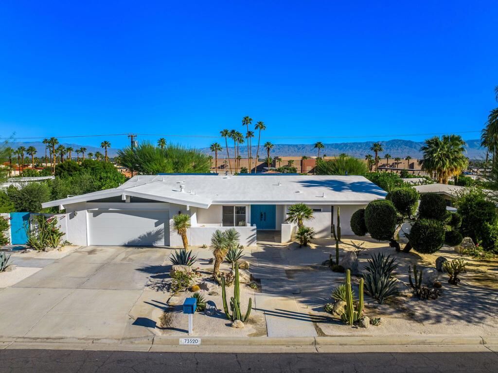 Property Photo: 73520 Joshua Tree Street CA 92260