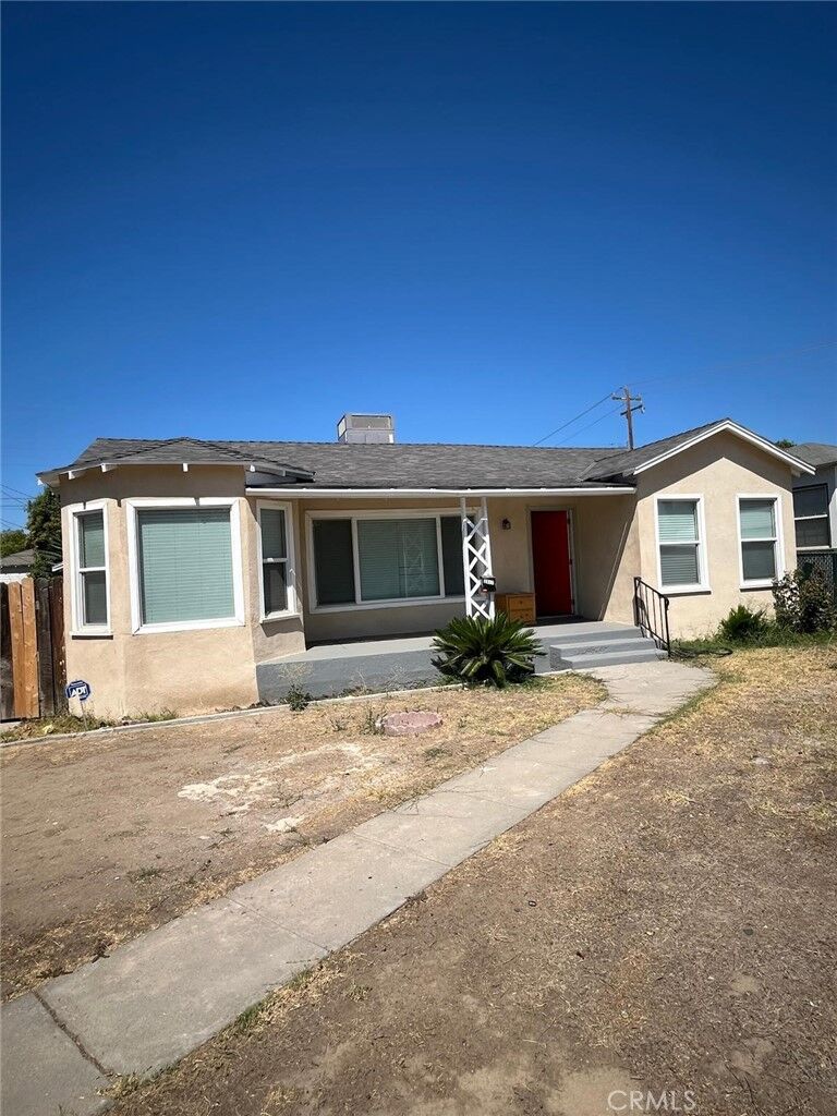 Property Photo:  2317 Olympic Drive  CA 93308 