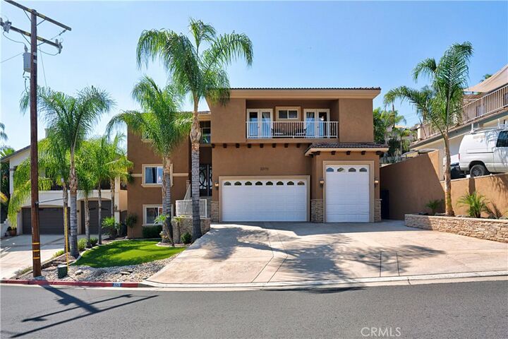 Property Photo:  22711 22711 Inspiration Point  CA 92587 