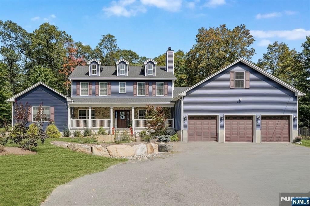 Property Photo: 66 Taylortown Road NJ 07045