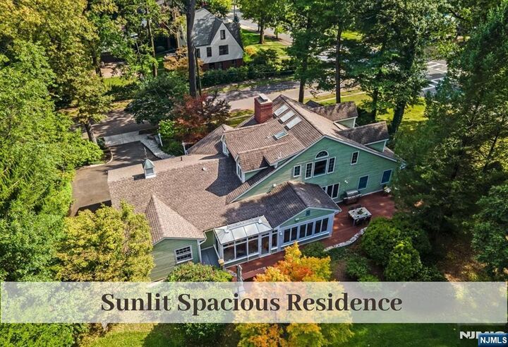 Property Photo:  10 N Hillside Place  NJ 07450 
