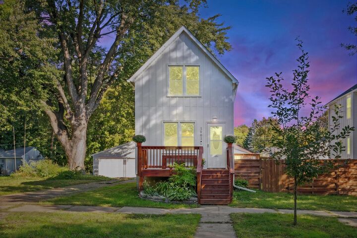 1001 James Avenue  Saint Paul MN 55102 photo