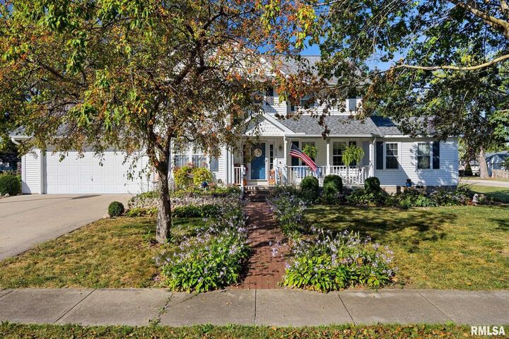 1529 N Logan Street  Chillicothe IL 61523 photo
