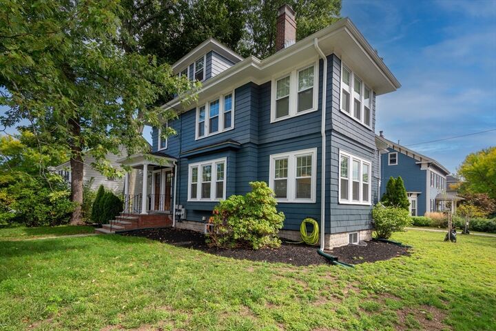 Property Photo:  119 Medford St 119  MA 02474 