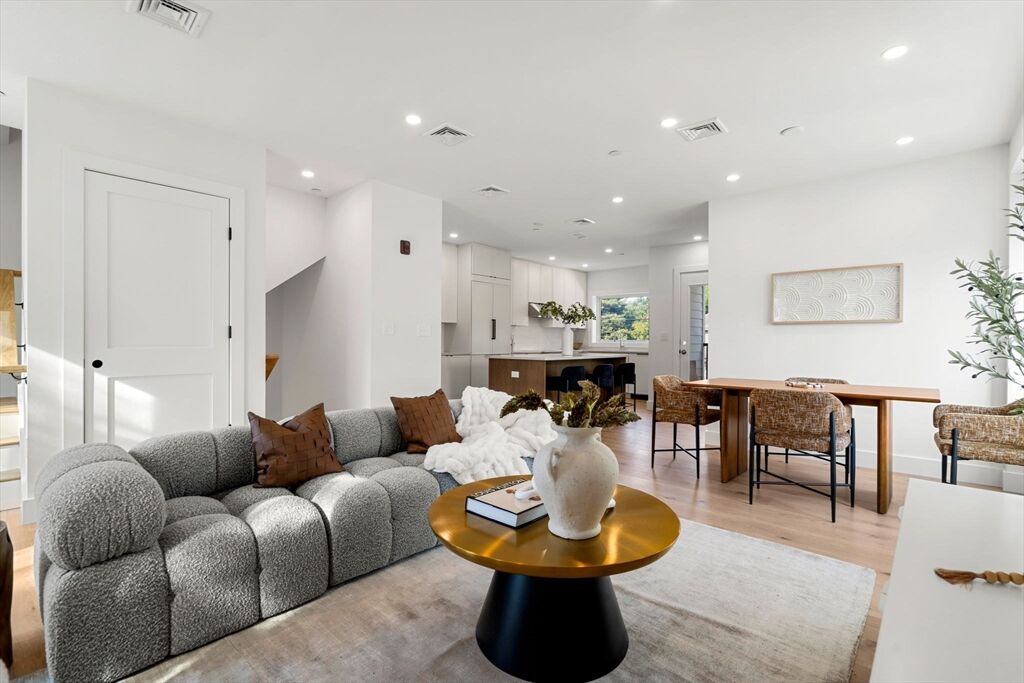 Property Photo:  106 River Street 14  MA 02465 
