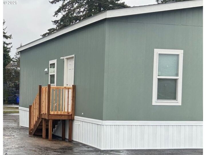 Property Photo:  8205 SE Harney St 3C  OR 97266 