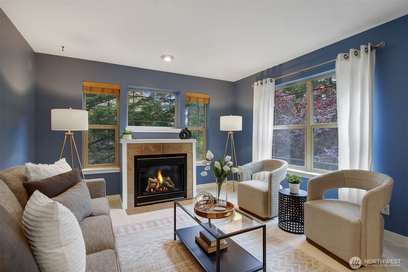 Property Photo:  20802  72nd Avenue W 304  WA 98026 