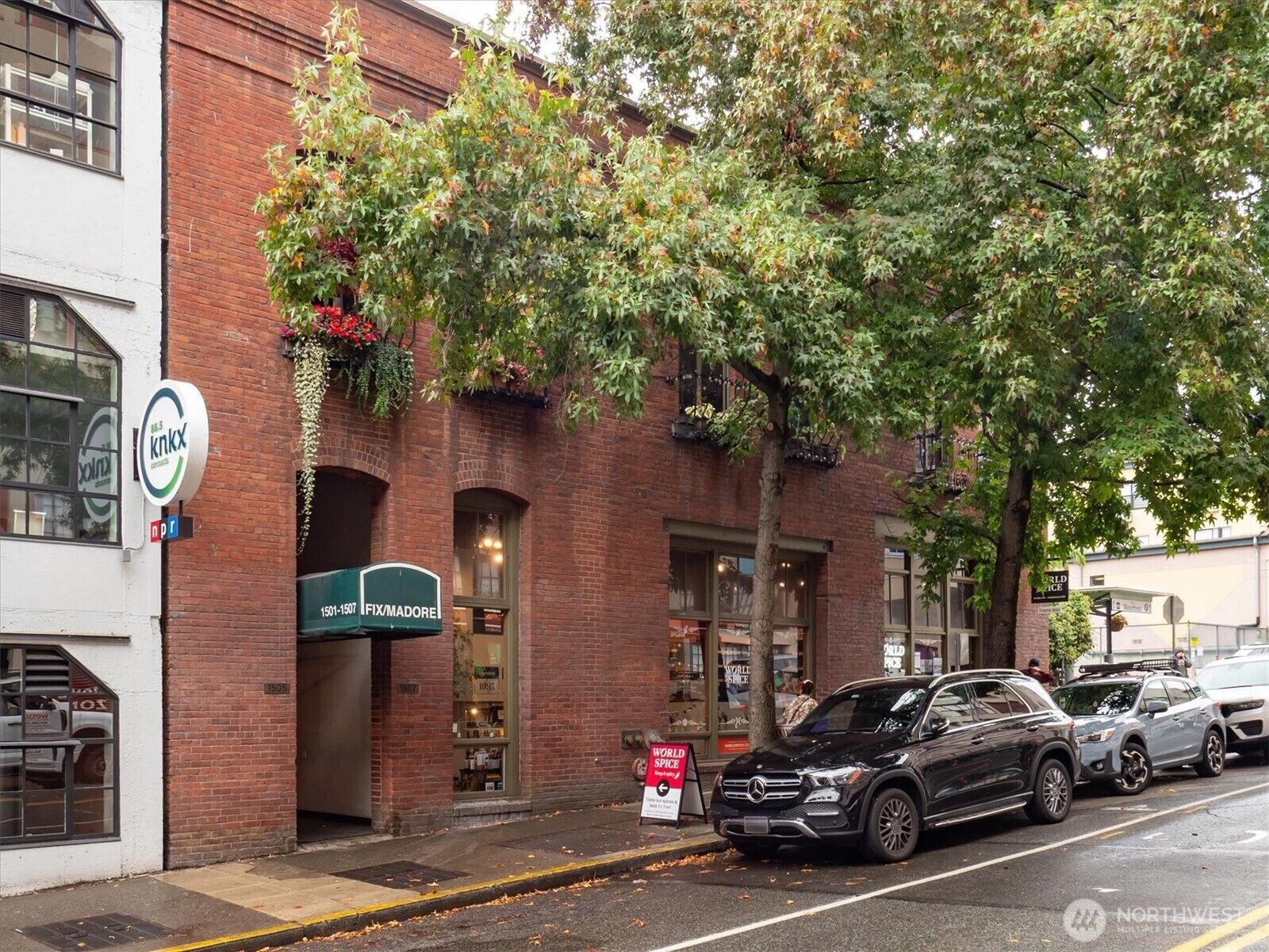 Property Photo:  1507  Western Avenue R105  WA 98101 