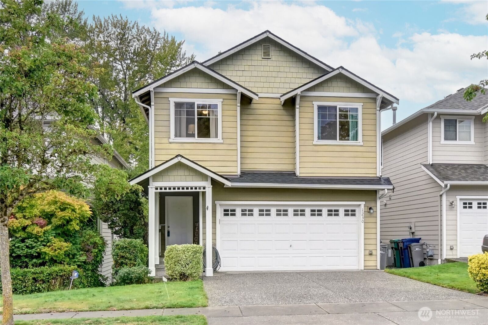 Property Photo:  1230  84 Avenue SE  WA 98258 