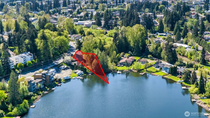 Property Photo:  5732  Halls Lake Way  WA 98036 