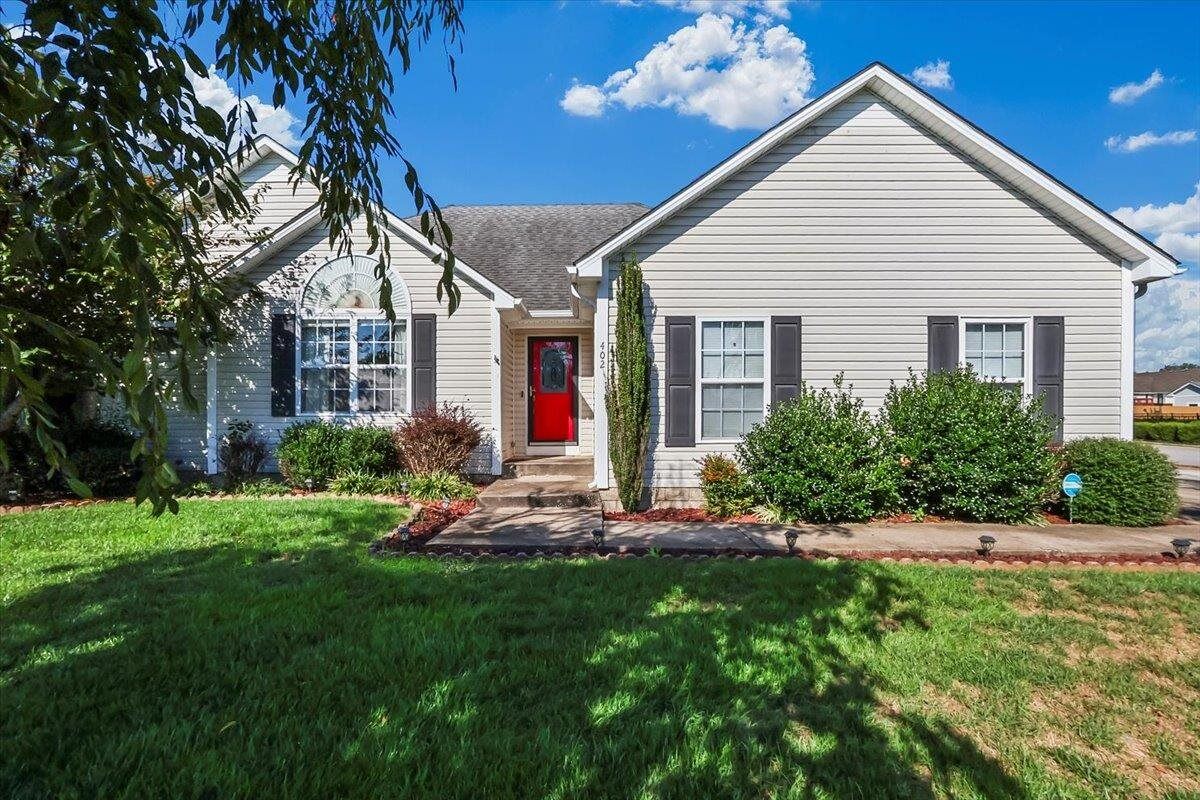 Property Photo:  402 Cedar Hollow Drive  KY 42101 