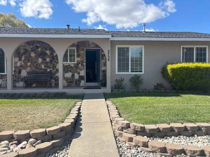 Property Photo:  2724 Toland Drive  CA 94534 