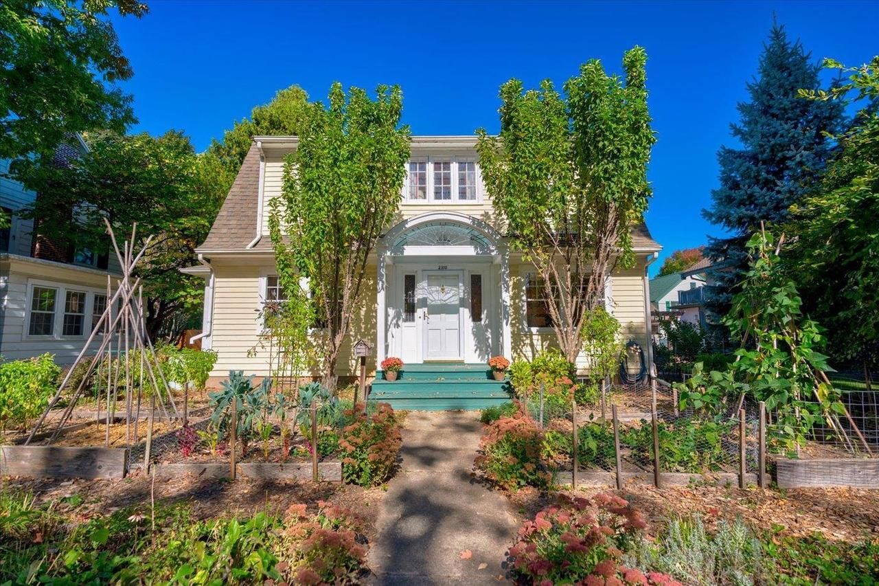 Property Photo:  2310 Rowley Avenue  WI 53726 