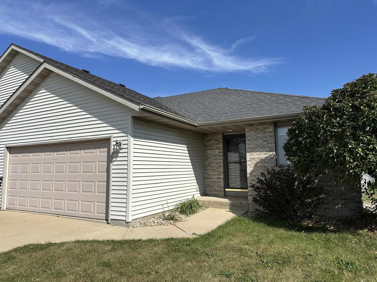 Property Photo:  2710 North Wright Road  WI 53546 