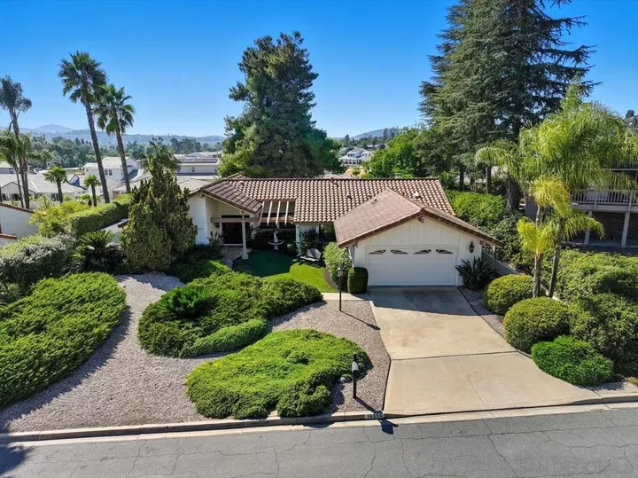 Property Photo: 16956 Cloudcroft Dr CA 92064