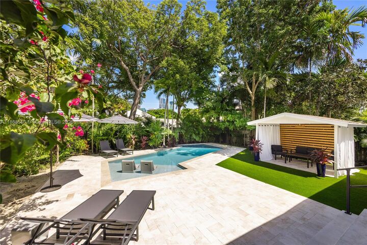 Property Photo:  141 SW 23rd Rd  FL 33129 