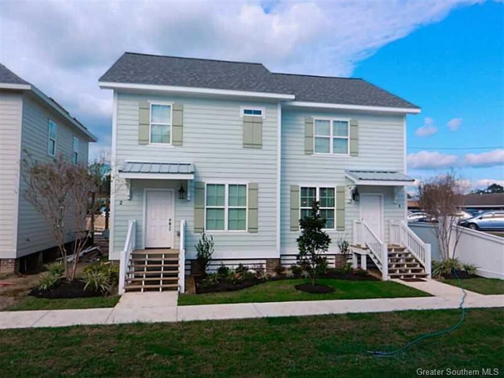 Property Photo:  1220 Pithon Street 6  LA 70601 