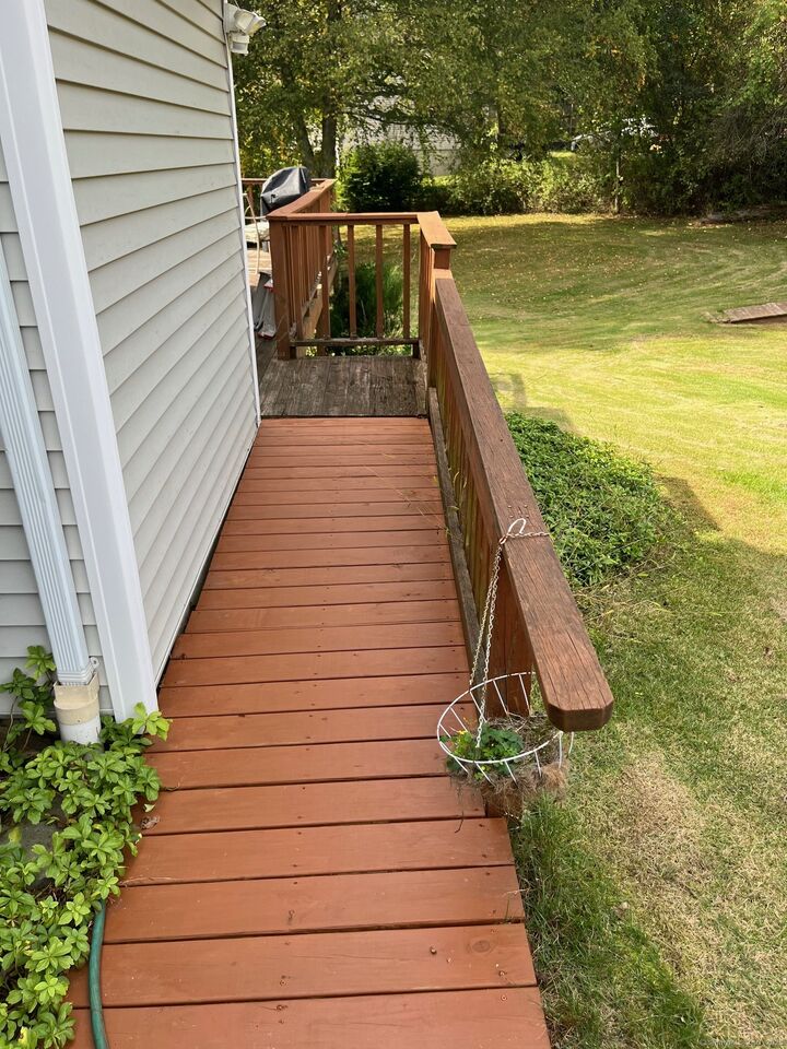 Property Photo:  147 Oakdale Manor Road  CT 06488 