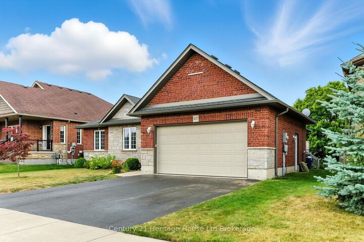 Photo de la propriété: 107 Applewood Street ON N0J 1S0