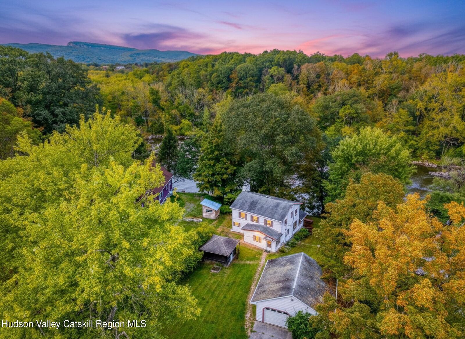 Property Photo: 1232 N Old Ford NY 12561