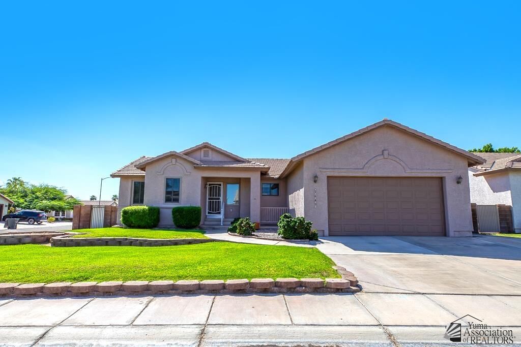 Property Photo: 7649 E 25 St AZ 85365