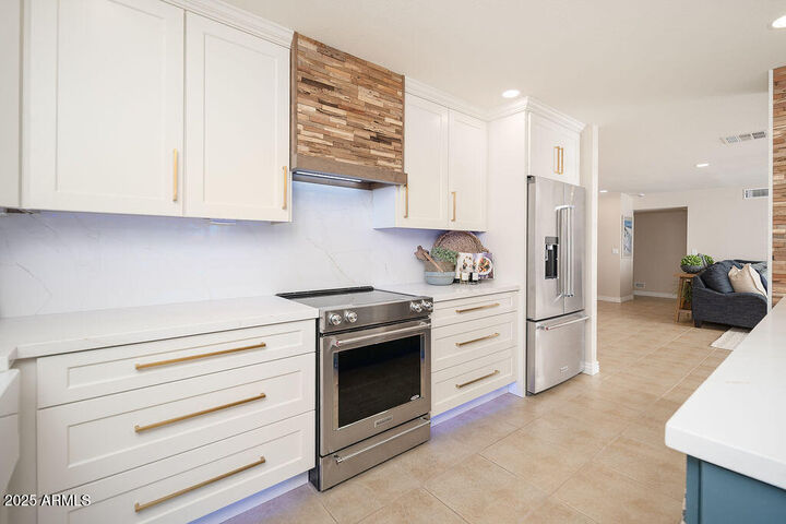 Property Photo:  18823 N 97th Lane  AZ 85382 