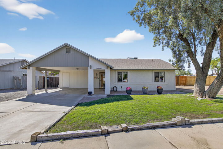 Property Photo: 2607 E Camino Street AZ 85213