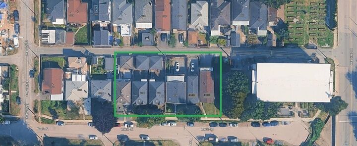 4390 Kaslo Street — photo 1