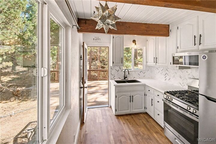 683 Orange Avenue  Sugarloaf CA 92386 photo