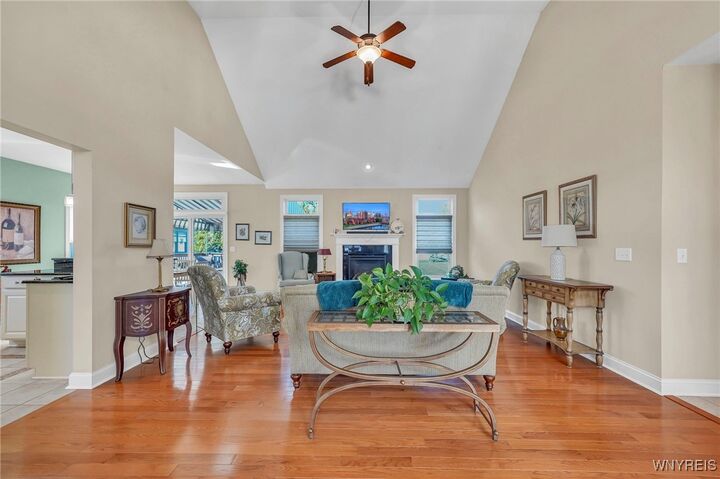 Property Photo:  15 Collins Court  NY 14068 