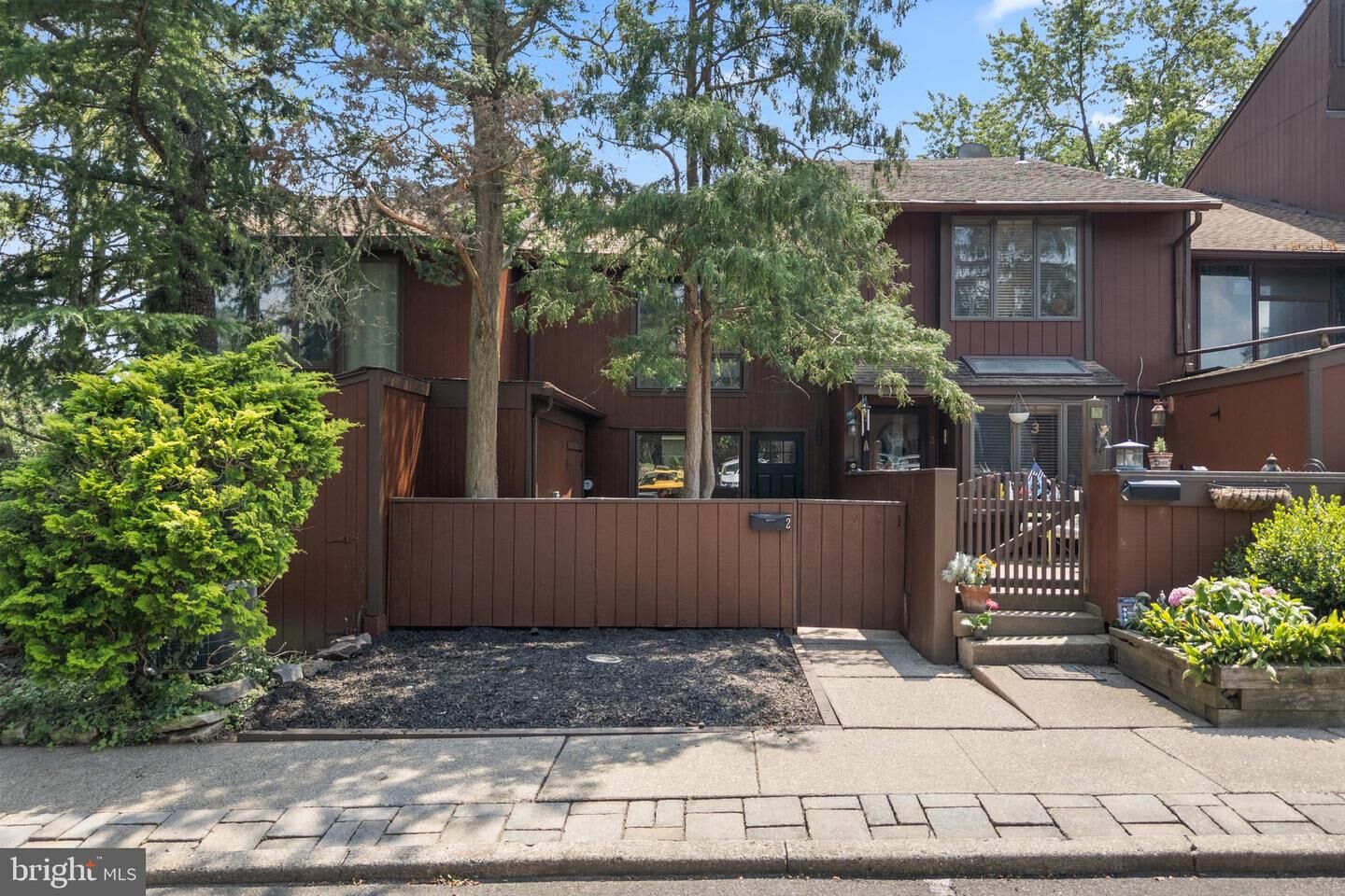 Property Photo:  2 Runnemede  PA 18938 