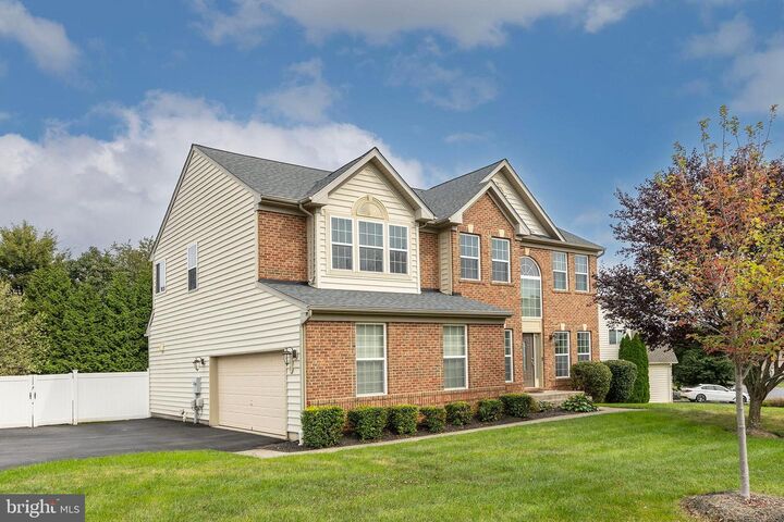 Property Photo:  800 Lake Drive  VA 22601 