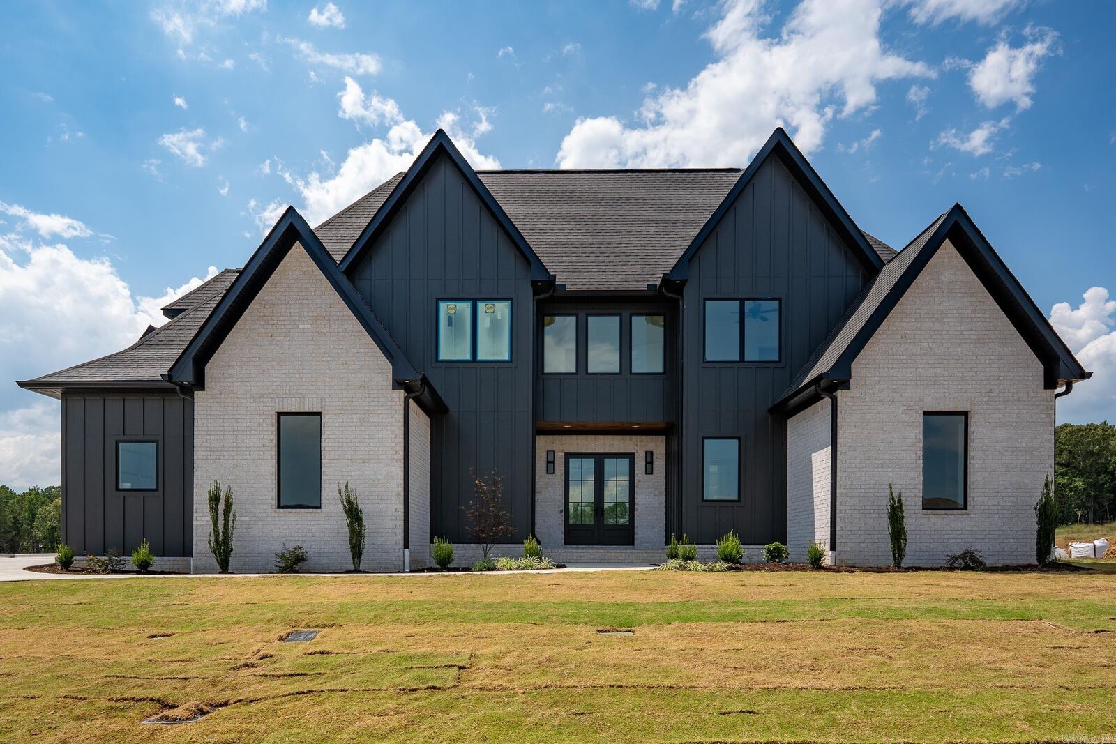 Property Photo: 1635 Southwinds Drive AR 72034