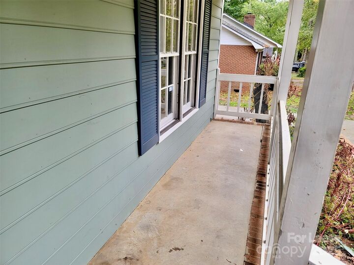 Property Photo: 6414 Rockshire Drive NC 28227
