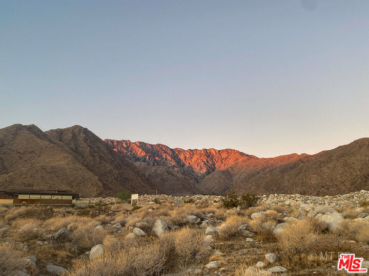Property Photo: 2363 Winter Sun Dr CA 92262